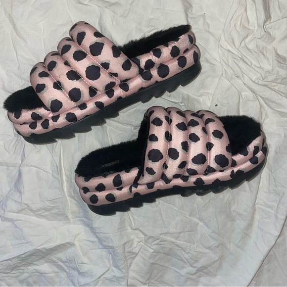 Ugg Platform Cheetah Print Slides - Picture 2 of 4